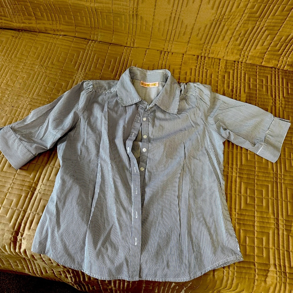 Andrew & Co Striped Button-Down 100% Cotton 3/4
Sleeve Shirt